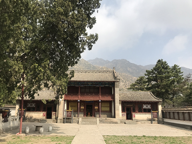 达赖庙.JPG 达赖庙.JPG