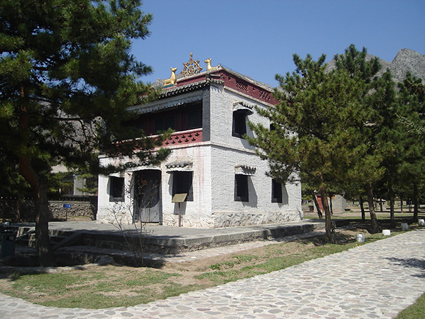 乃琼殿.jpg 乃琼殿.jpg